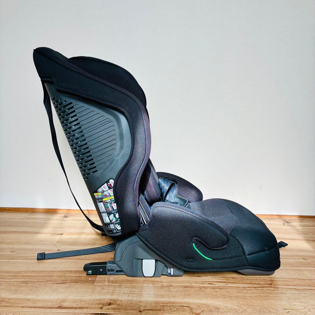 Combi ジョイトリップ アドバンス plus ISOFIX　エッグショック