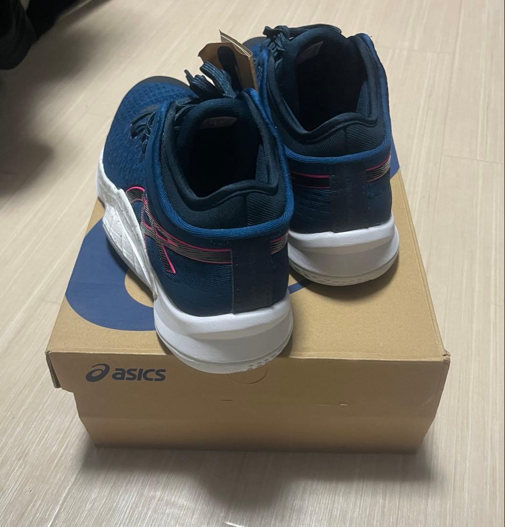 【新品】UNPRE ARS asics バスケットシューズ　25.5㎝