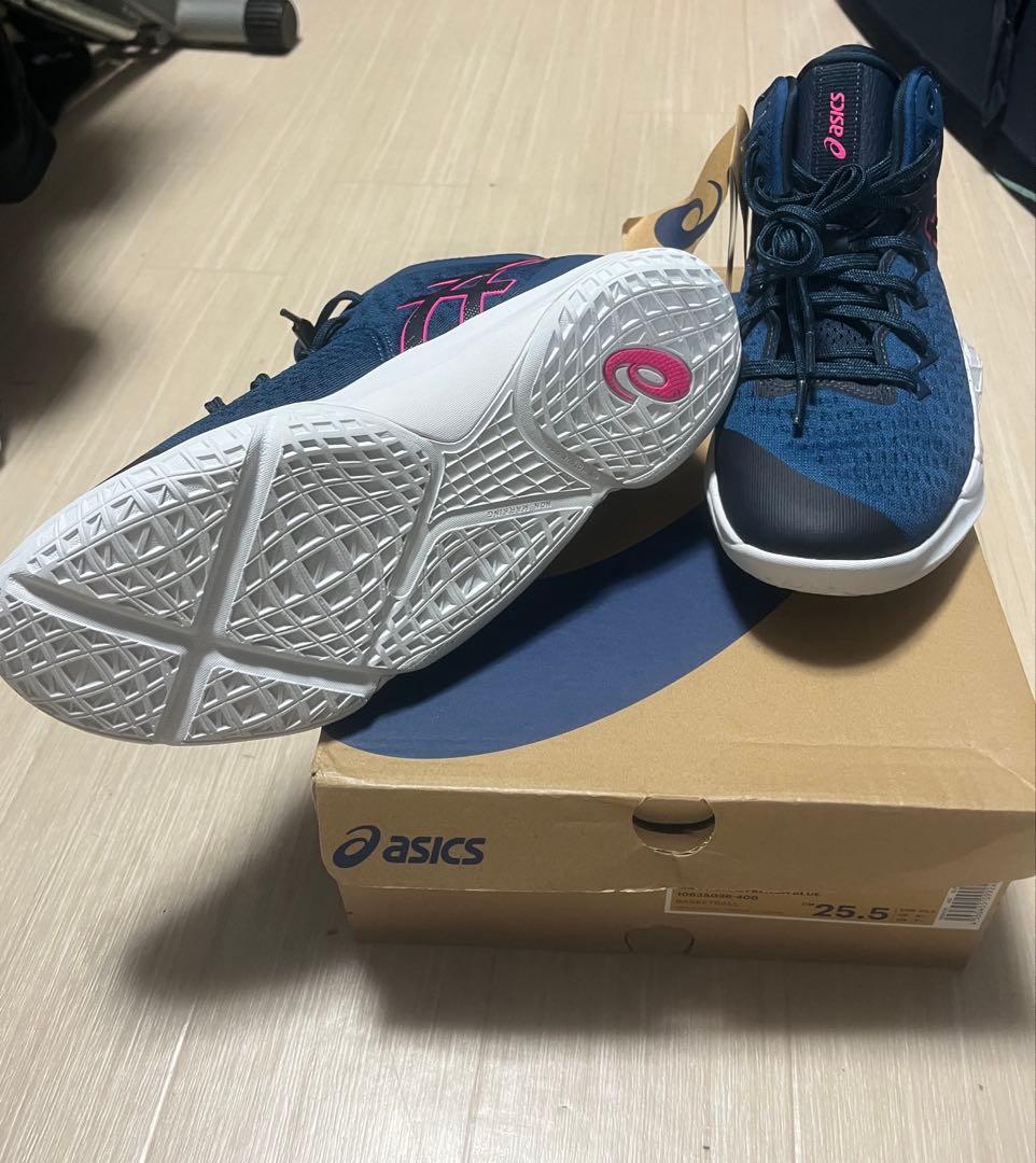 【新品】UNPRE ARS asics バスケットシューズ　25.5㎝