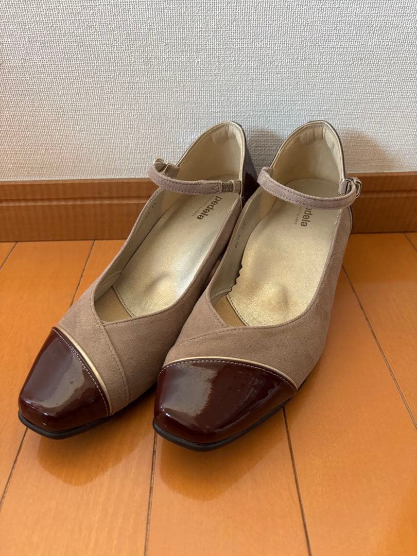 新品 pedala ペダラ アシックス ストラップパンプス　24cm EE