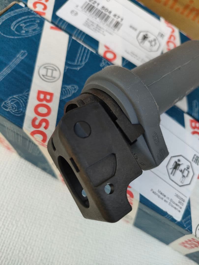 BOSCH BMW イグニッションコイル 0221504471（純正 OEM品）
