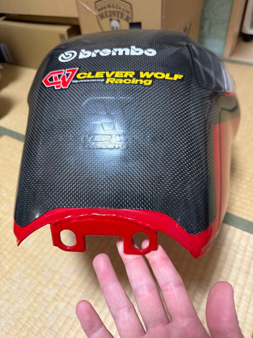 ZRX1200R 純正タンク レッド系　美品　錆なし