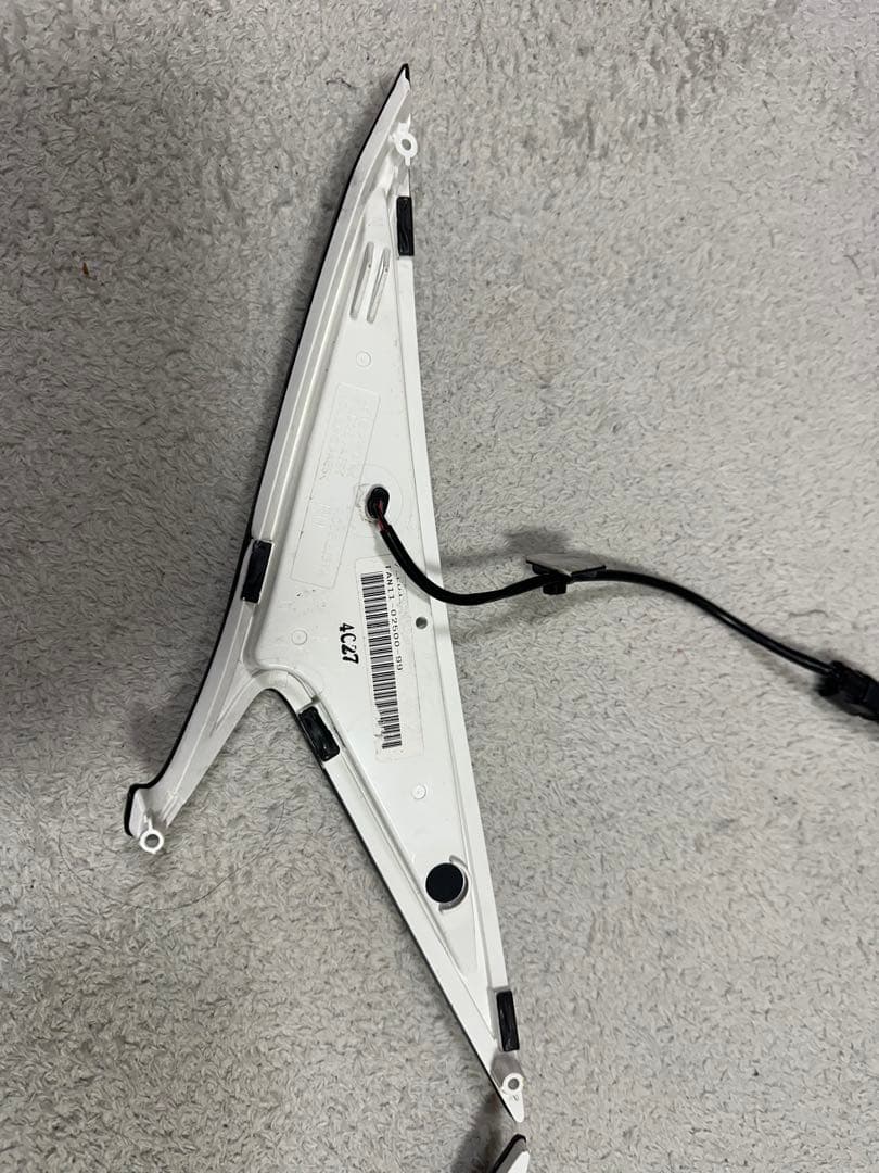 60 プリウス　モデリスタ　LED