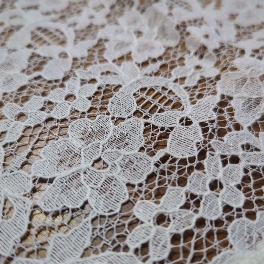 さえら　ヒスクローネ　サロンエプロン　レースエプロン