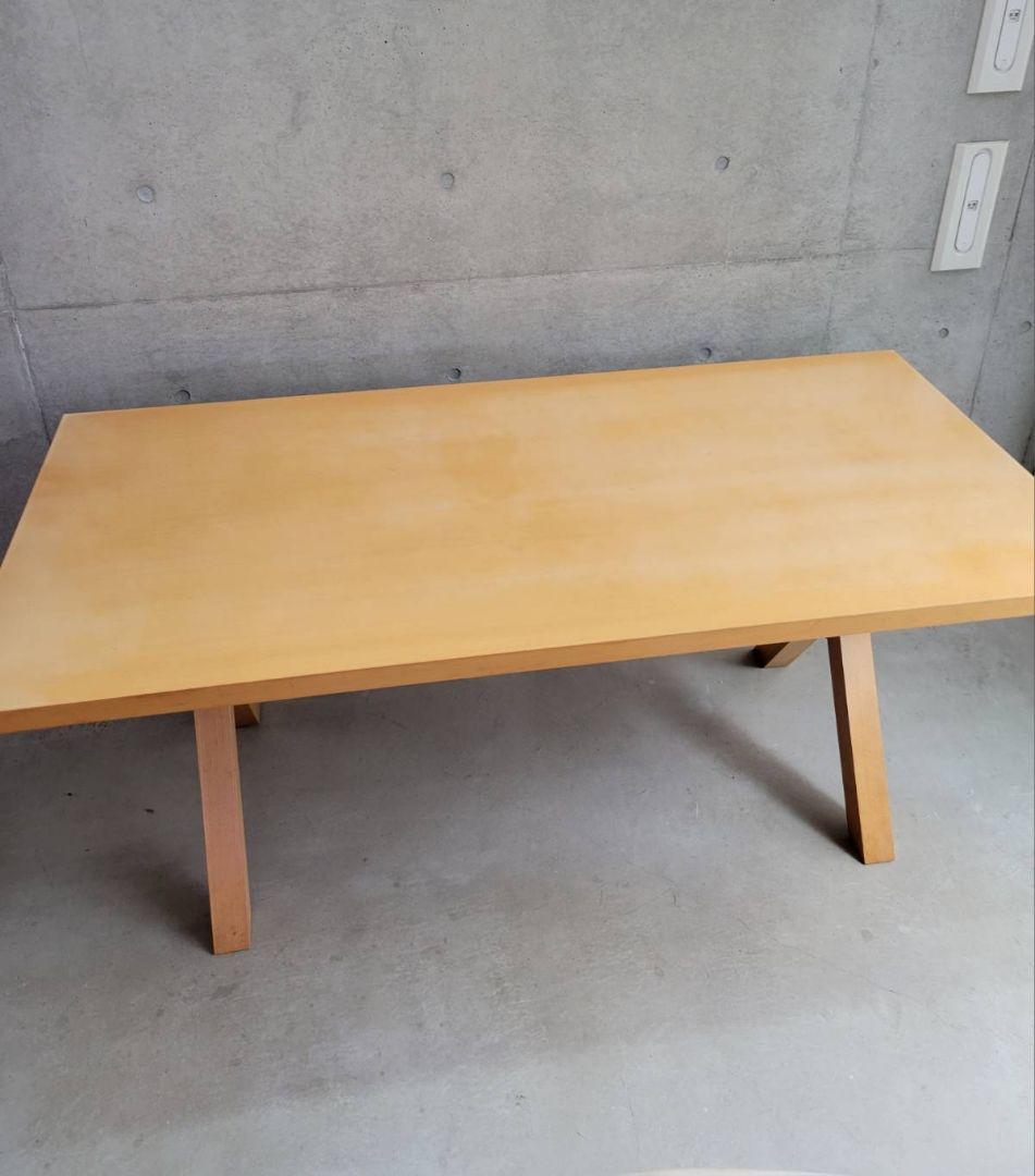 カッシーナ　　木製テーブル　ダイニングテーブル