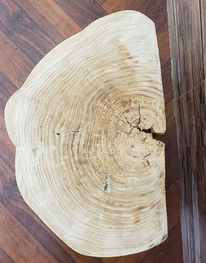 丸太オブジェ台　希少サイズ
