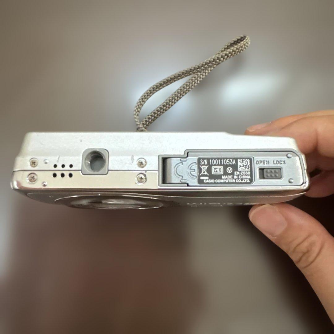 CASIO EXILIM EX-Z550 コンパクトデジタルカメラ