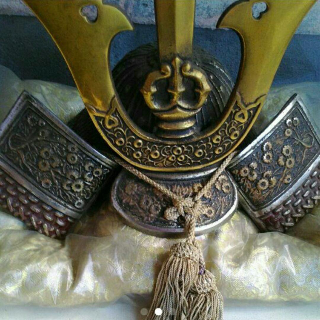 兜　置物　鋳物