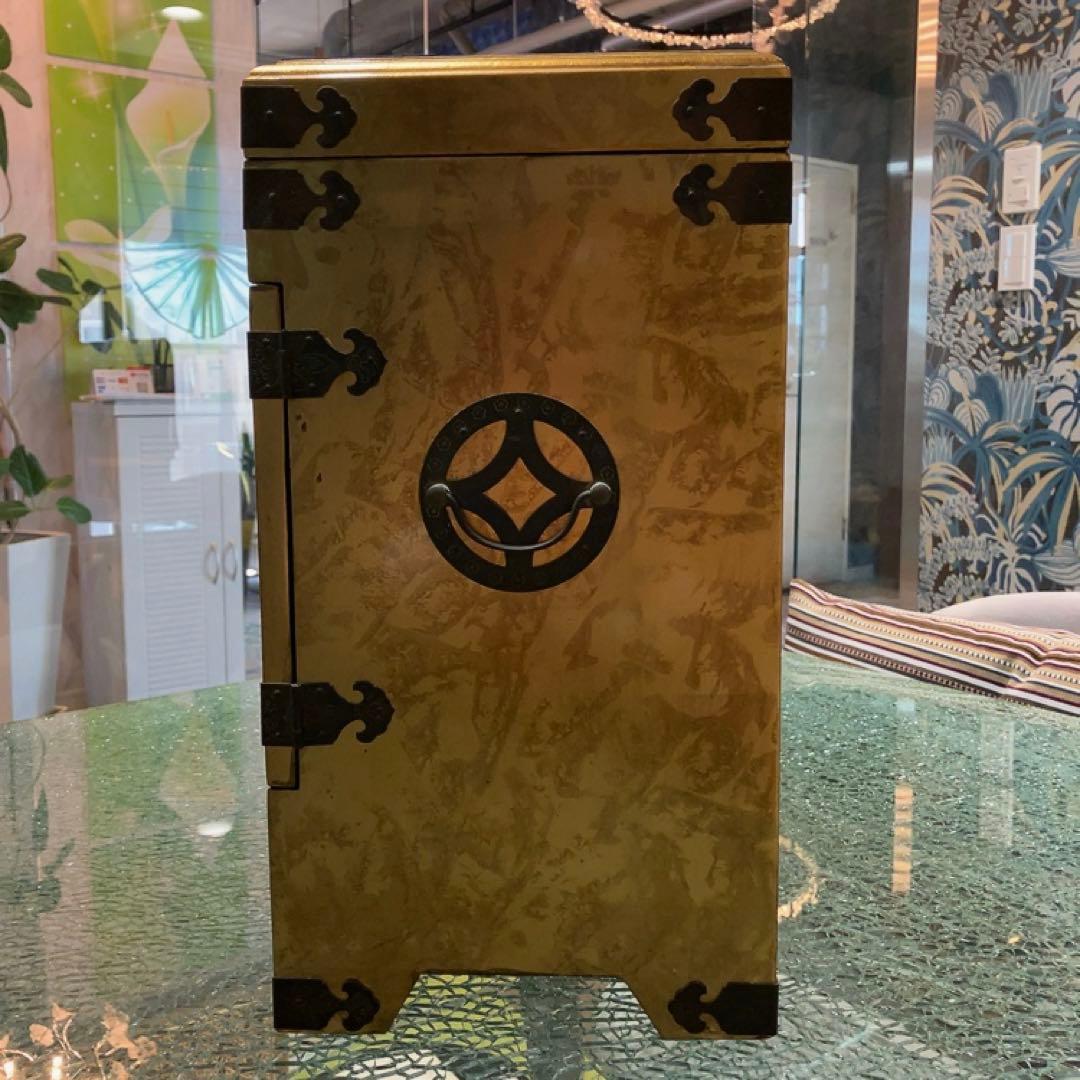 【お値下げしました】化粧箱 宝石箱 中国製 検査済シール有 金色 豪華 花鳥風月