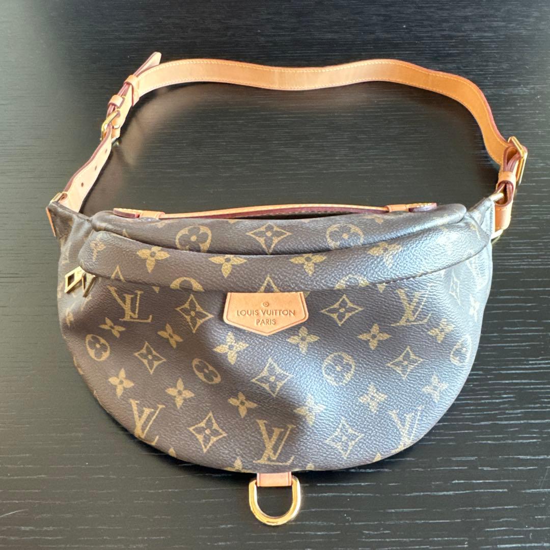 kana　LOUIS VUITTON バムバッグ ウエストバッグ