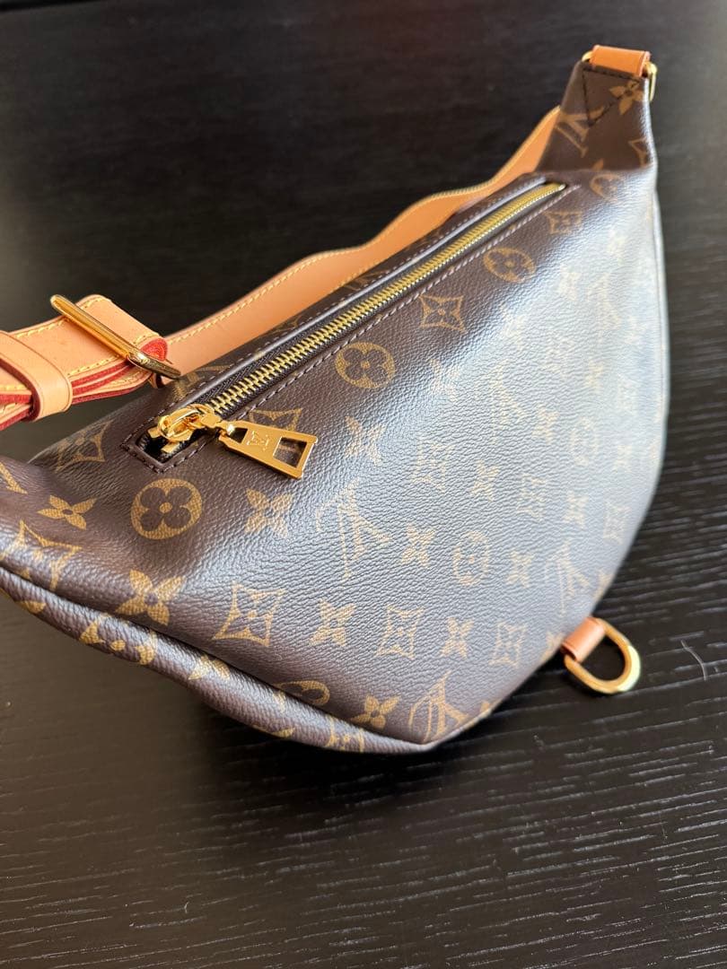 kana　LOUIS VUITTON バムバッグ ウエストバッグ