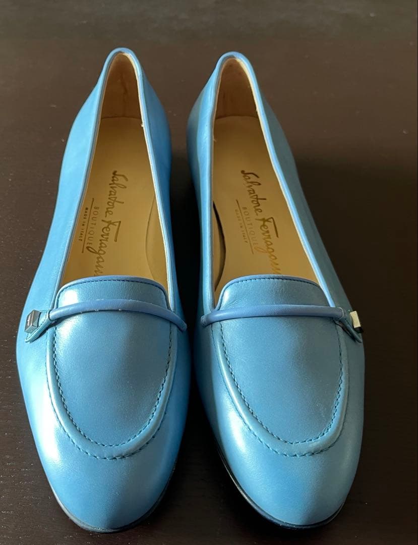 【未使用品】サルヴァトーレフェラガモ 23.5cm パンプス