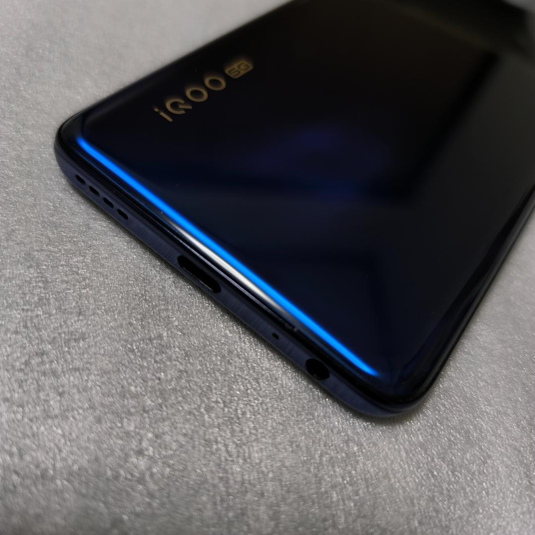 【値下げ交渉可能】iQOO Neo3 5G 美品・付属品あり