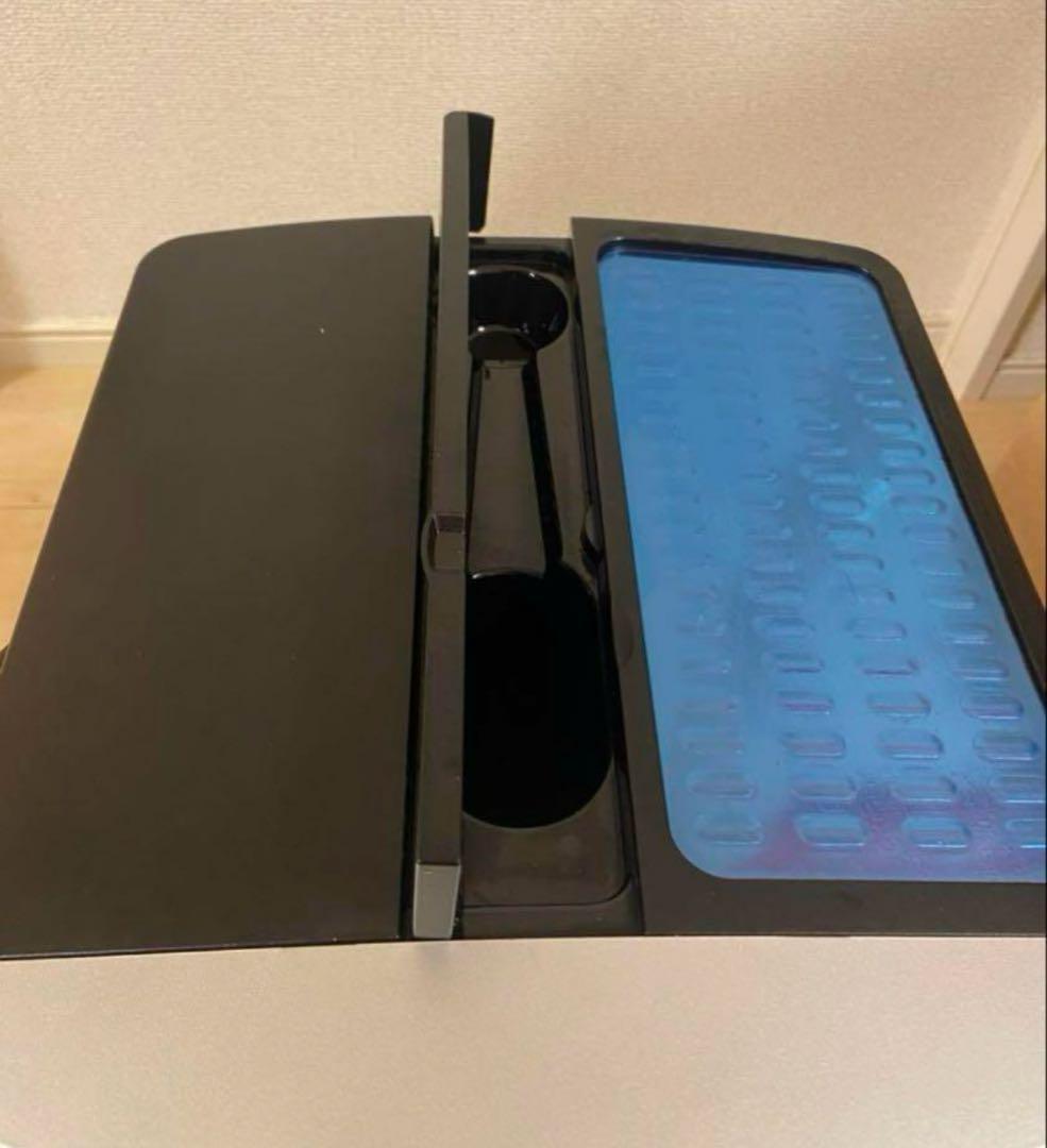 コーヒーメーカー・エスプレッソマシン DeLonghi Magnifica ESAM03110S