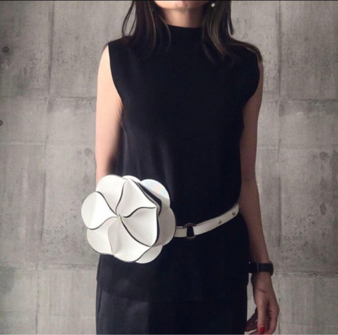 ELEMOOD エレムード幾何学的なお花の2wayウエストバッグ・ポシェット