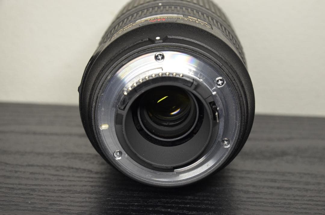 Nikon NIKKOR 70-300mm f4.5-5.6 ズームレンズ