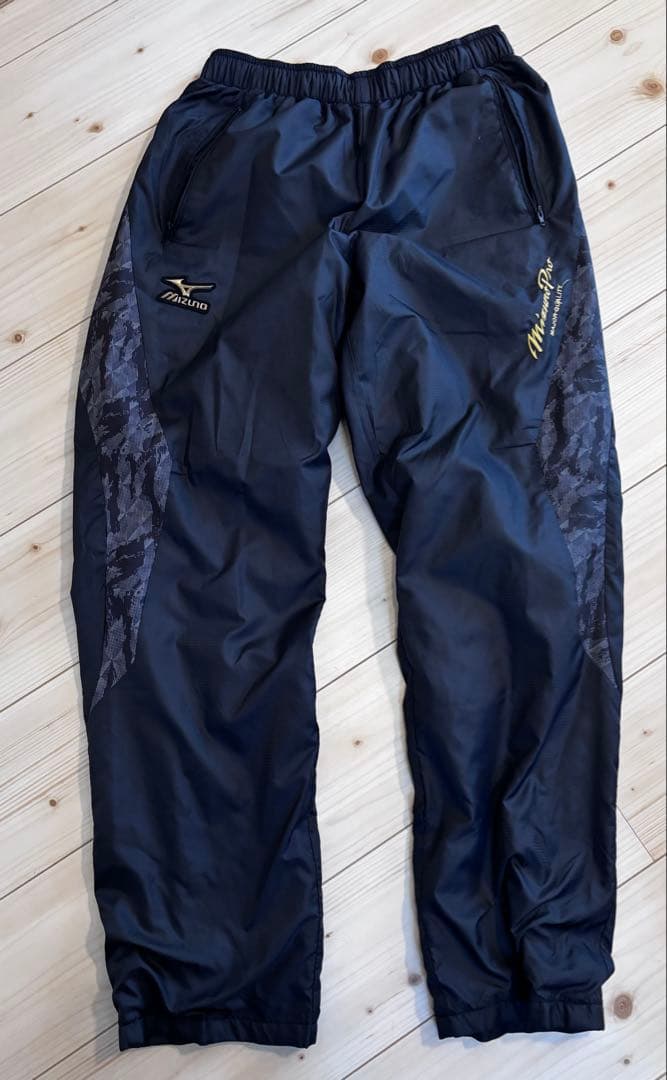 ミズノプロ ブレスサーモ ウィンドブレーカー　セットアップ カモフラ　迷彩