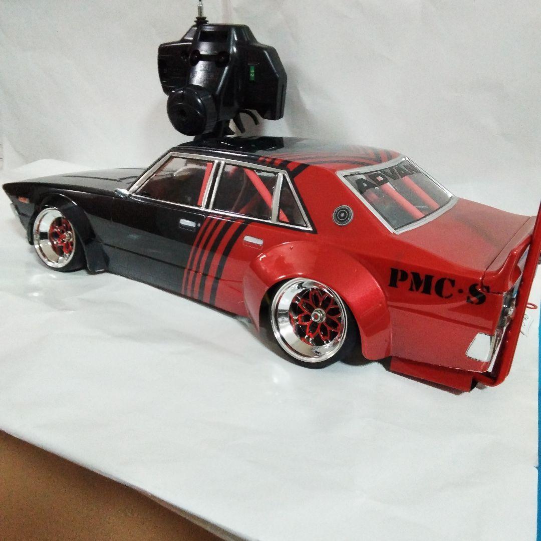 カスタムラジコンカー 黒赤ツートン（ケンメリ）