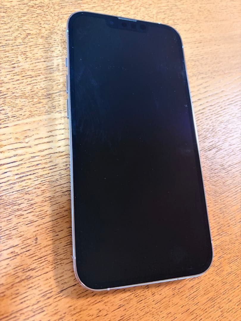 iPhone 13 Pro シルバー 背面ひび割れ　128GB