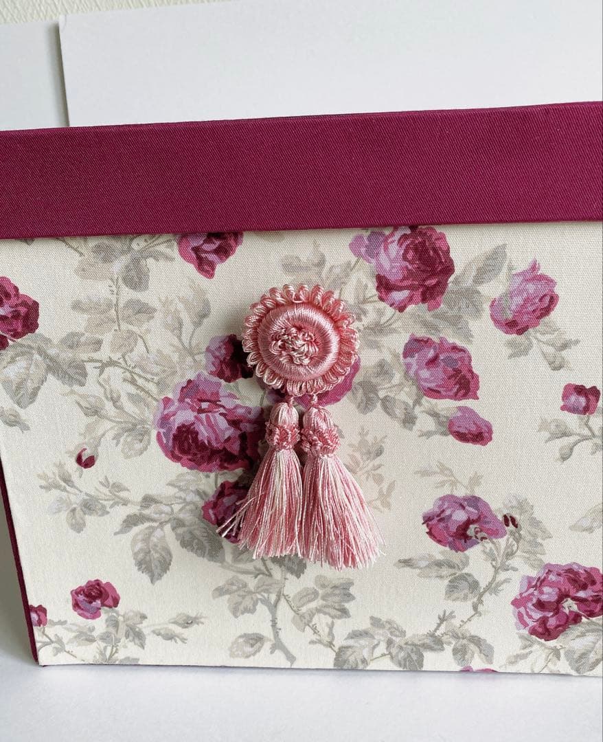 大きなカルトナージュボックス