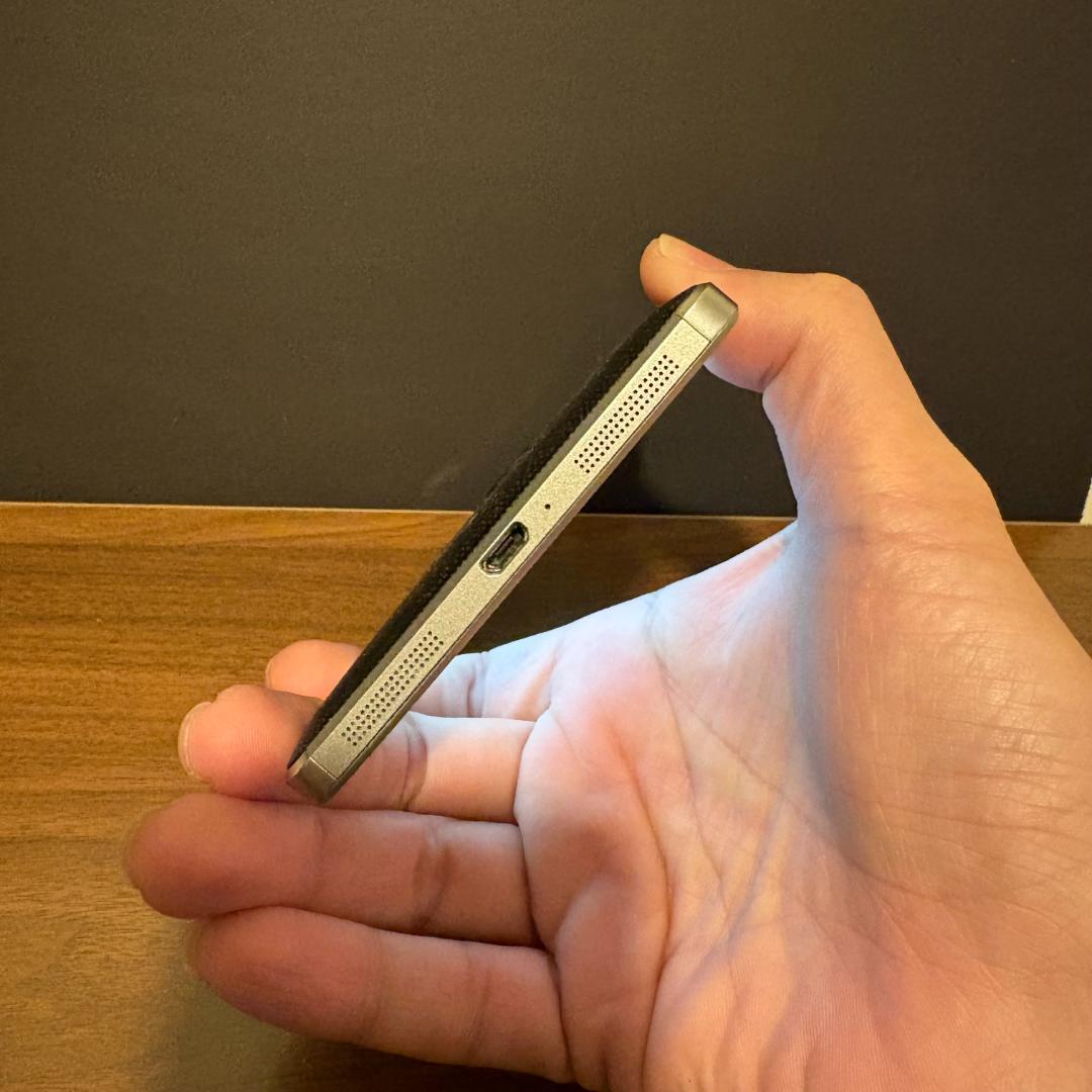 スマートフォン本体 BlackBerry Passport Silver Edition