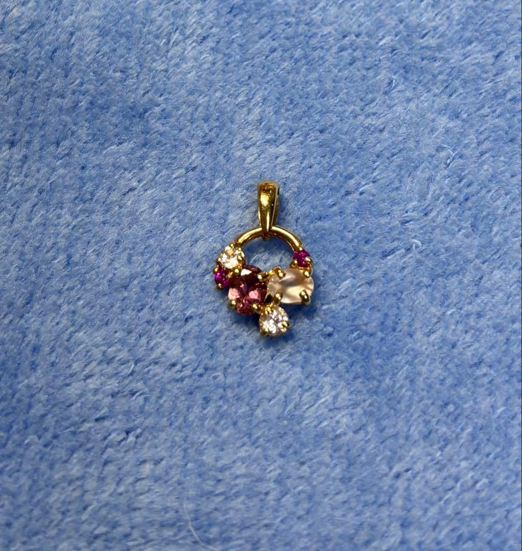 18金イエローゴールド 花モチーフ チャーム
