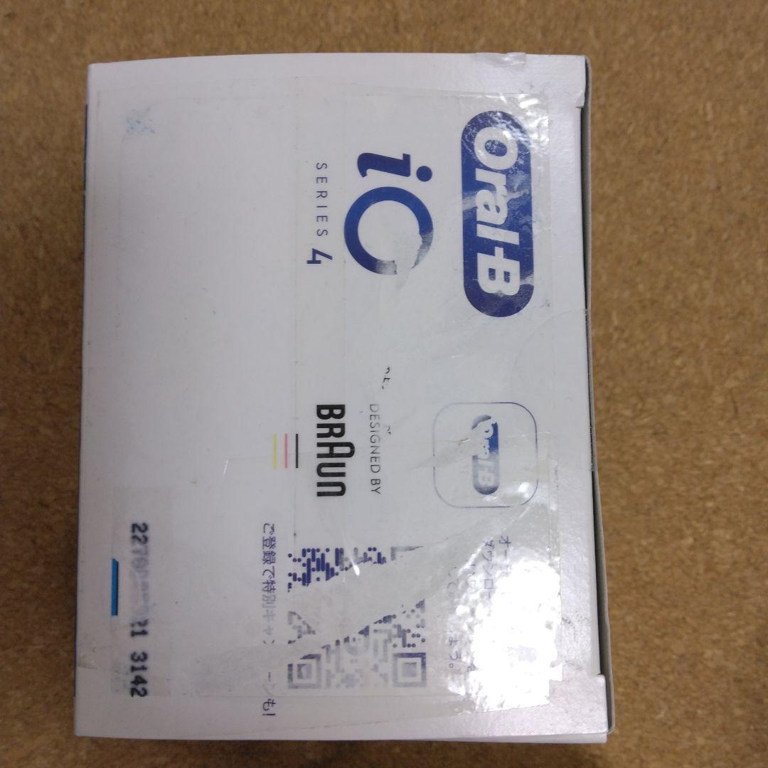新品　Oral-B iO 4 電動歯ブラシ 本体　3500円相当　ニケ