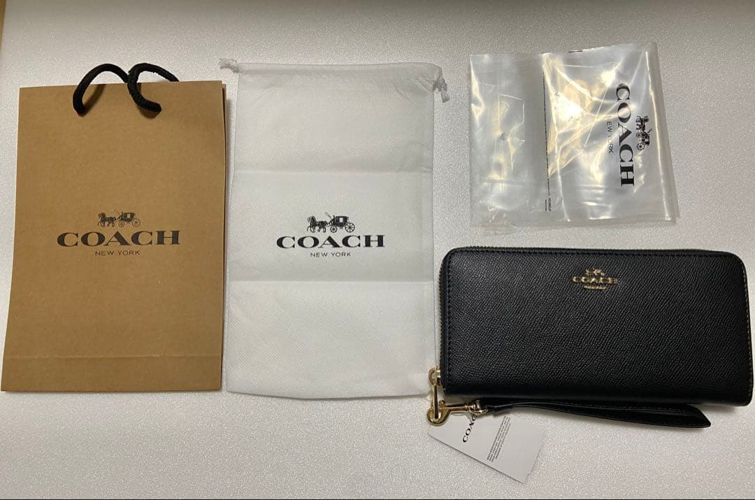 【新品未使用】COACH コーチ 長財布　黒　ラウンドジップ　C3441