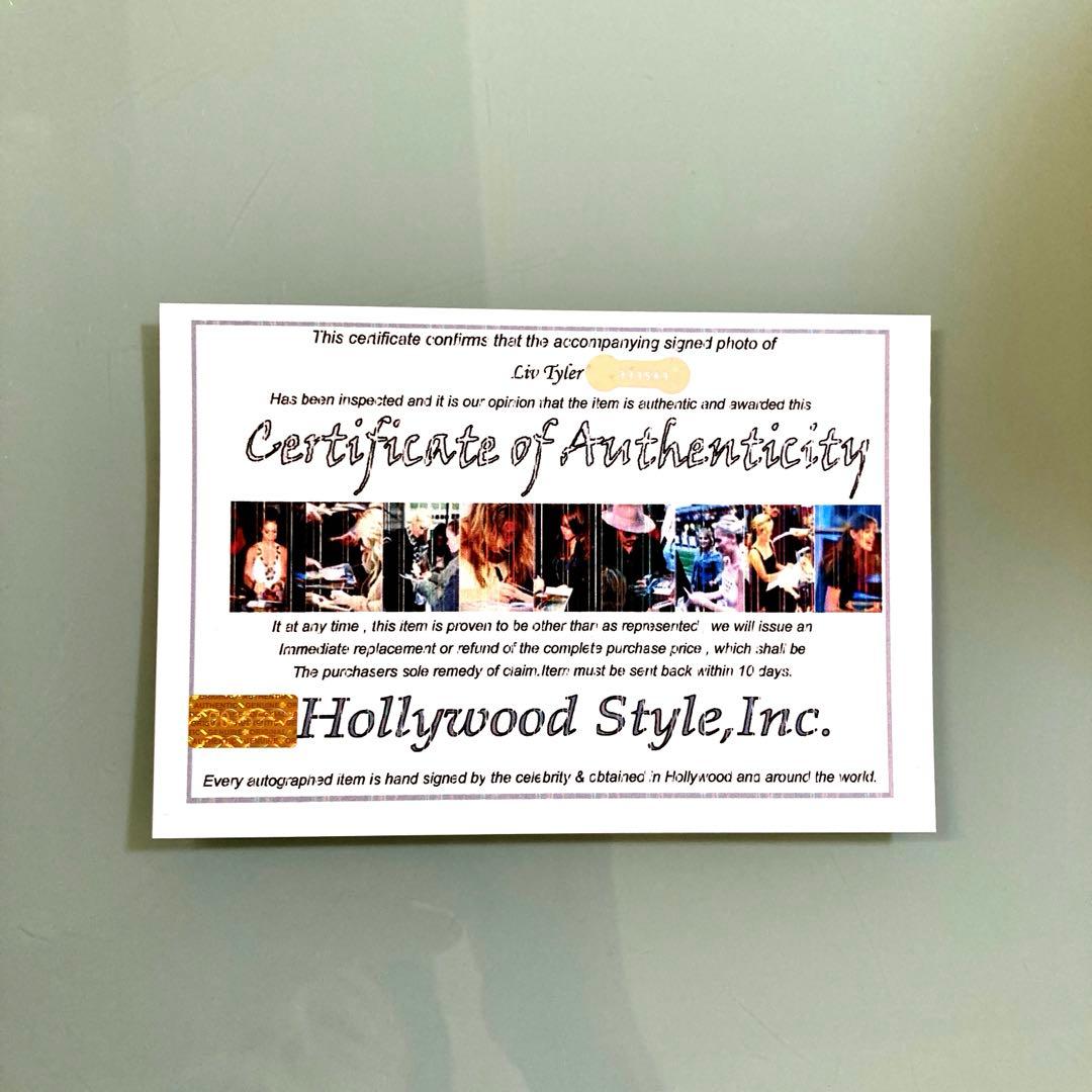 リヴタイラー直筆サイン入り2Lサイズ写真…