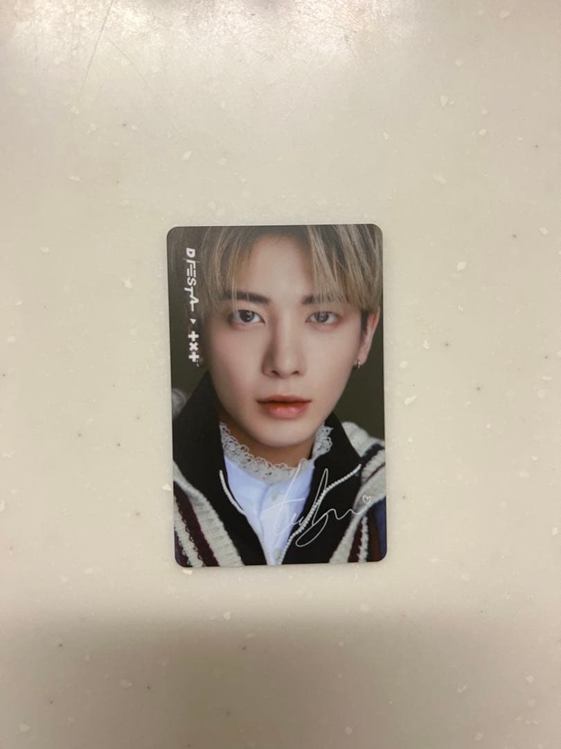 DFESTA テヒョン　誕生日日付　トレカ　txt