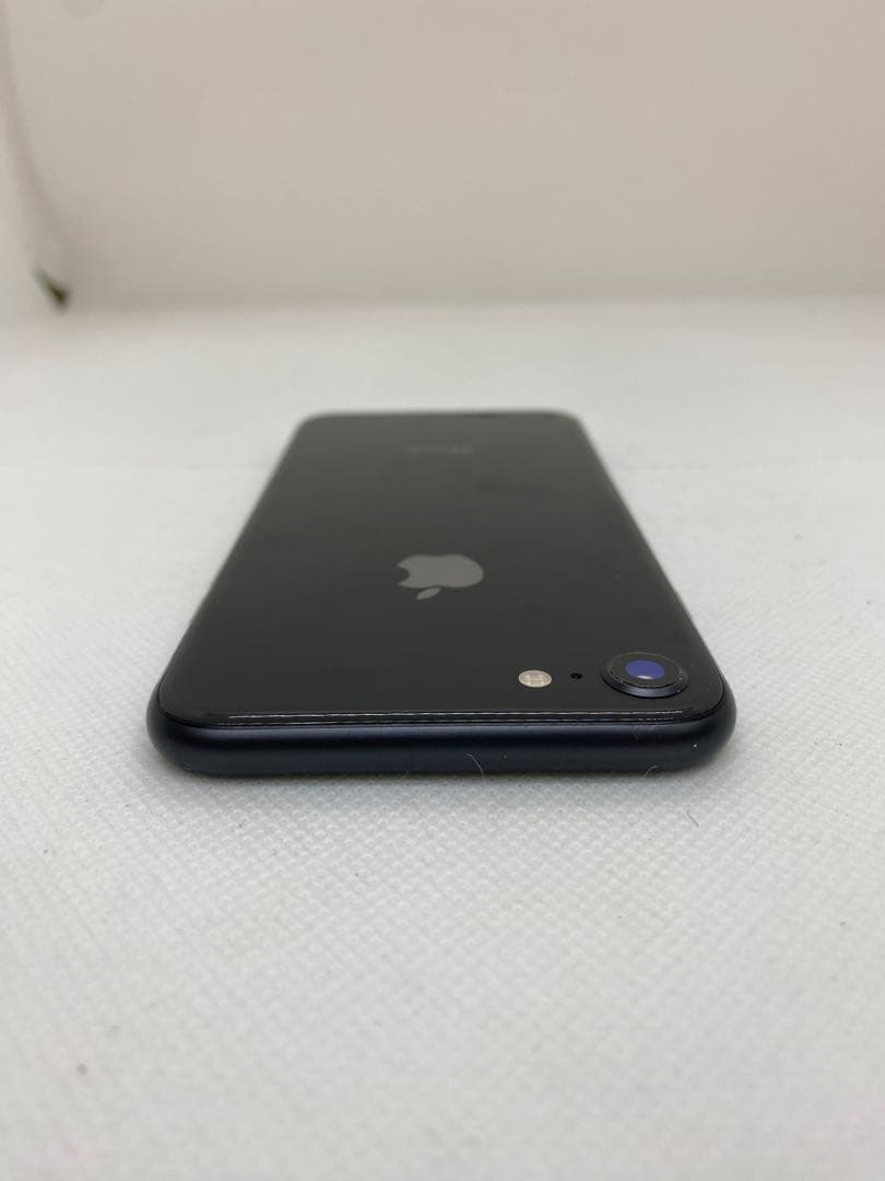 Iphone 8 64GB Sim フリー　13419