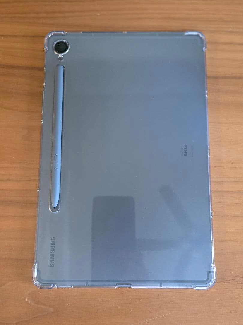 【極美品】Galaxy Tab S9 FE 本体 + ケース2種