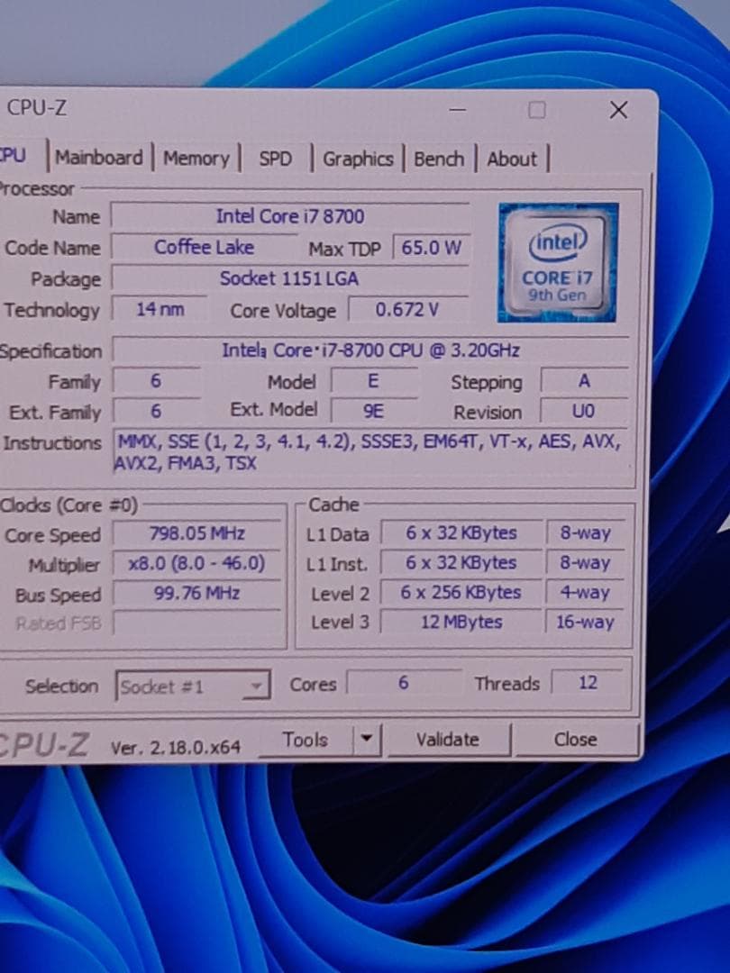 自作PC　i7 8700・16GB・SSD128GB・K4000・Win11