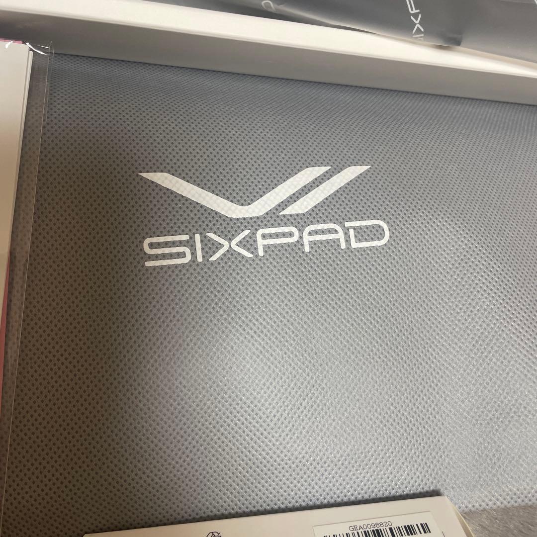 シックスパッドコアベルト2 新品未使用　Mサイズ