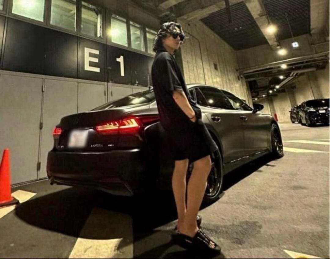 BALMAIN B-ITquilted slidessandals 登坂広臣着用