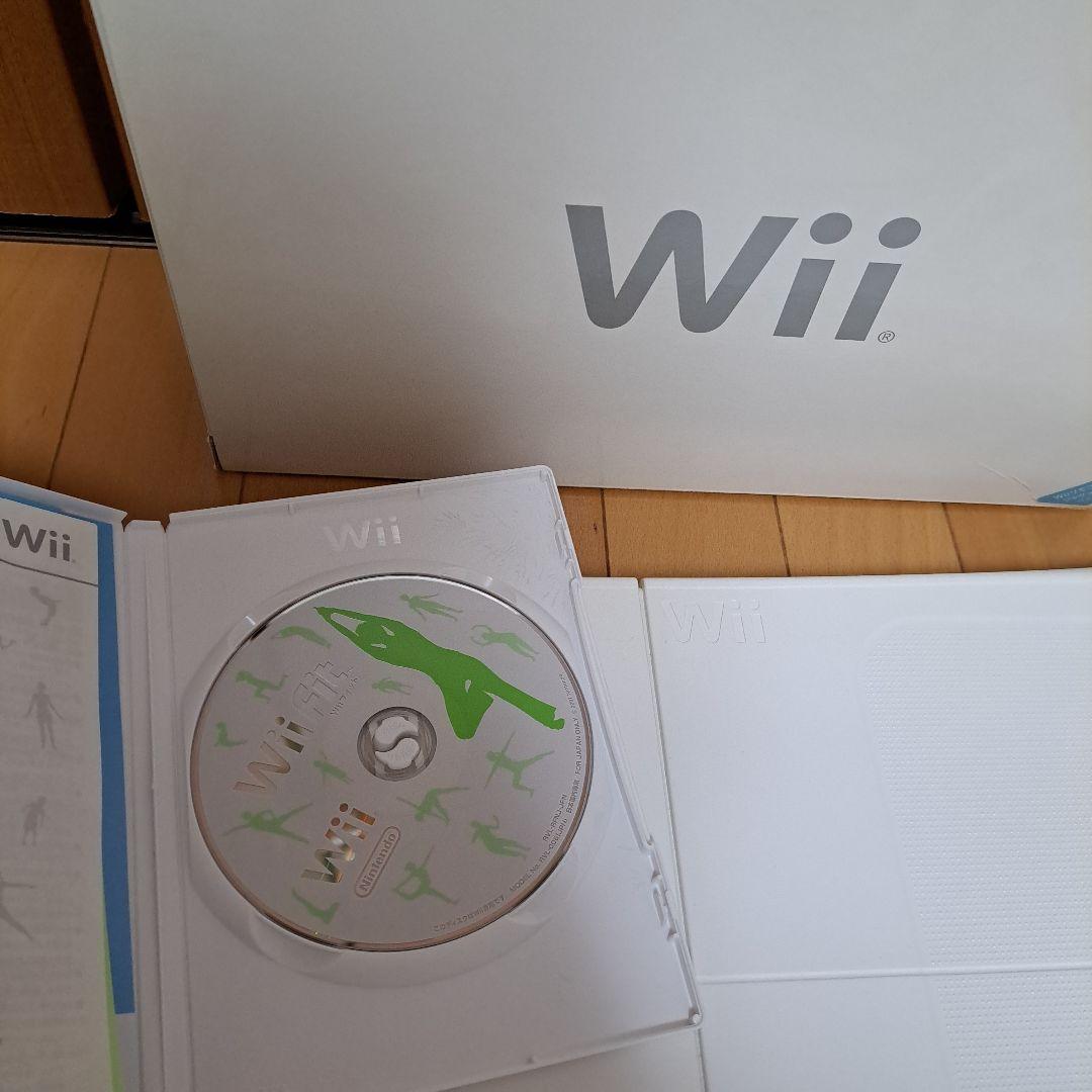 Wii Fit　ボード　本体　ソフト　リモコン