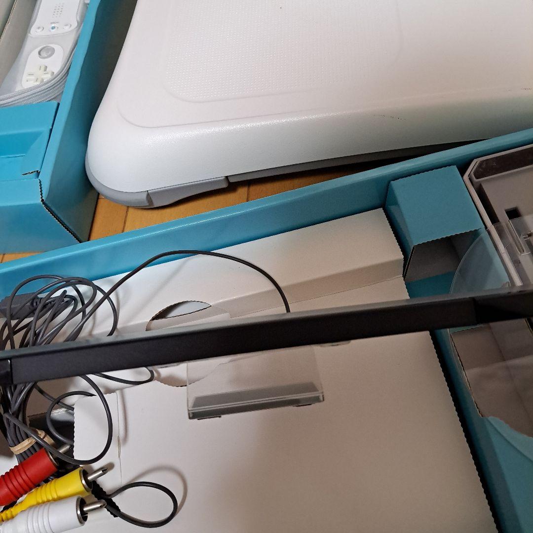 Wii Fit　ボード　本体　ソフト　リモコン