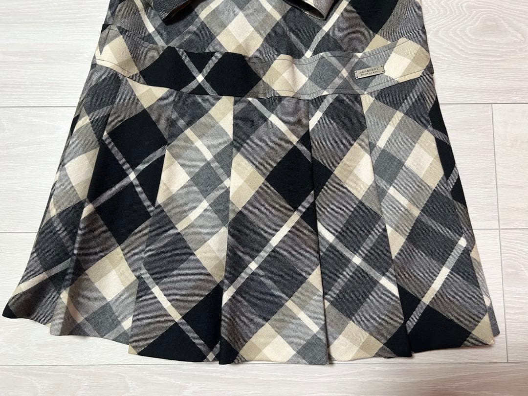 美品BURBERRYノバチェック ウール ワンピース 七分袖 36 色違い2点