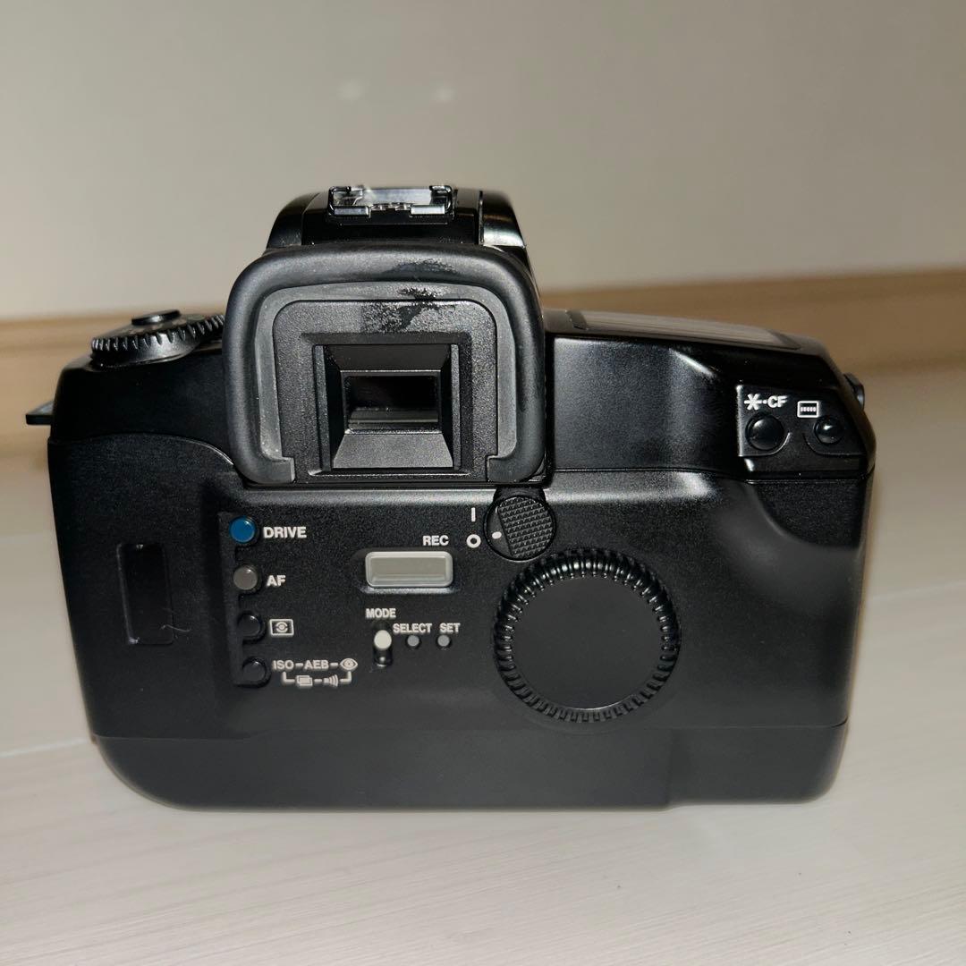 Canon EOS 5QD+EF 28-105mm+EF 100-300mm付き