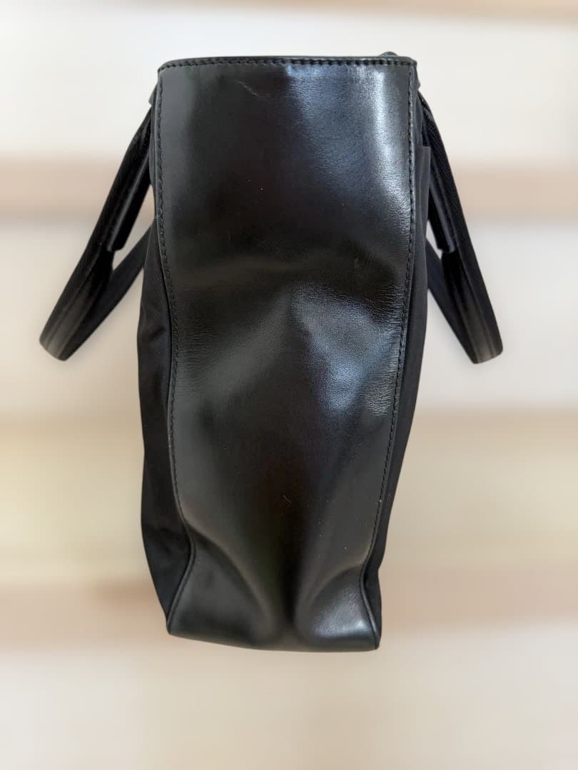 ✨美品✨PRADA ブラック ナイロントートバッグ