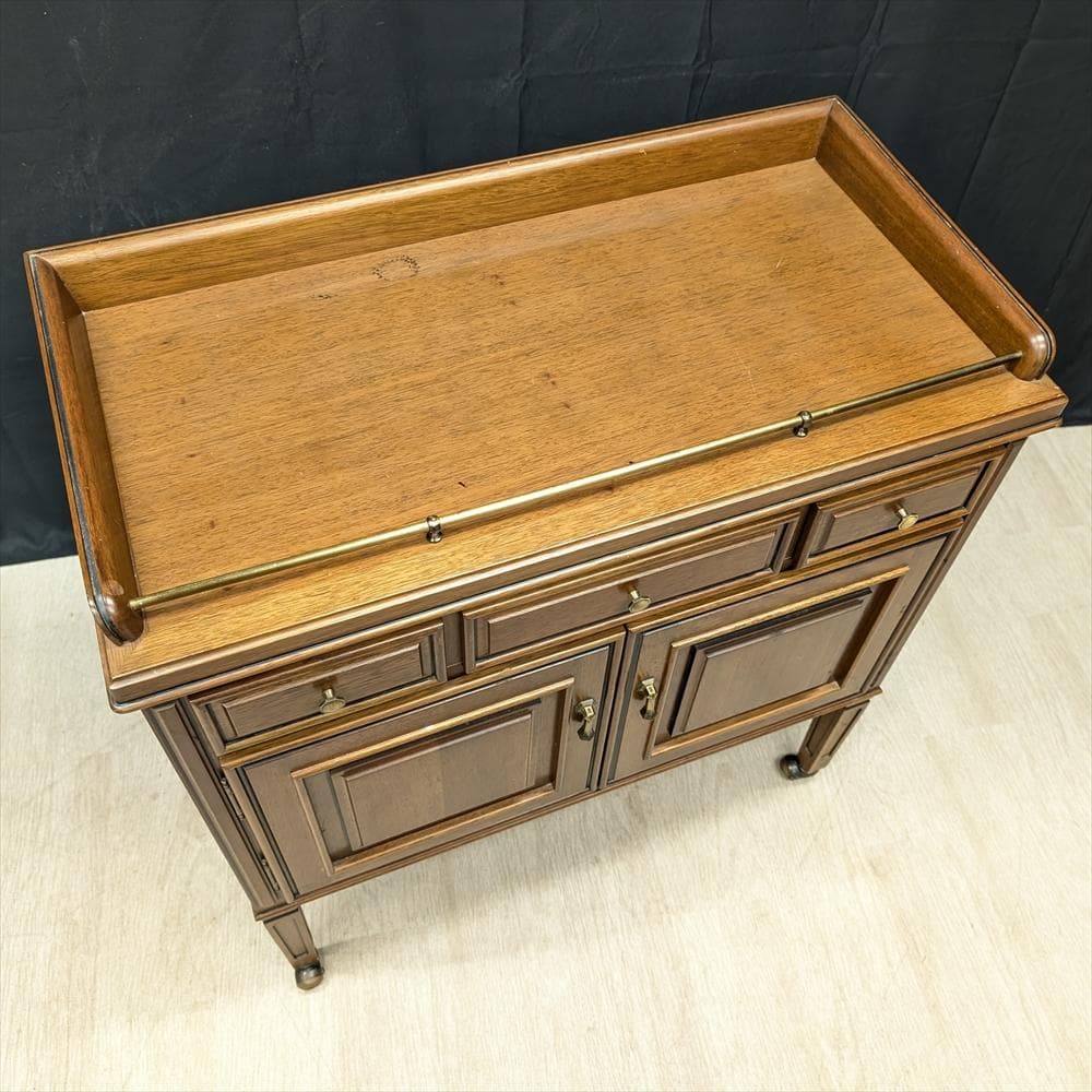 マルニ　ロイヤル　地中海　キャビネット　ワゴン　サイドボード　コンソール　飾り棚