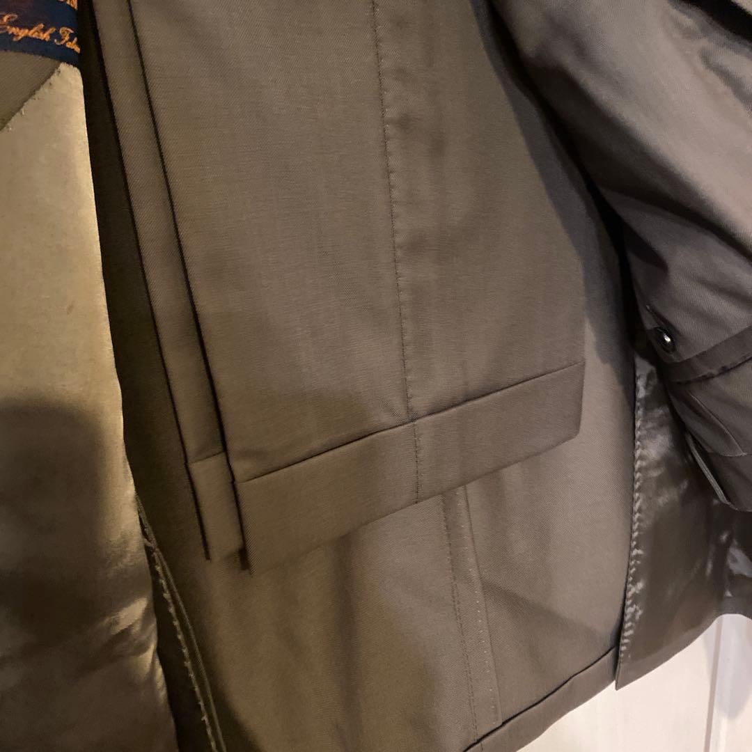 UNIVERSAL LANGUAGE スーツ