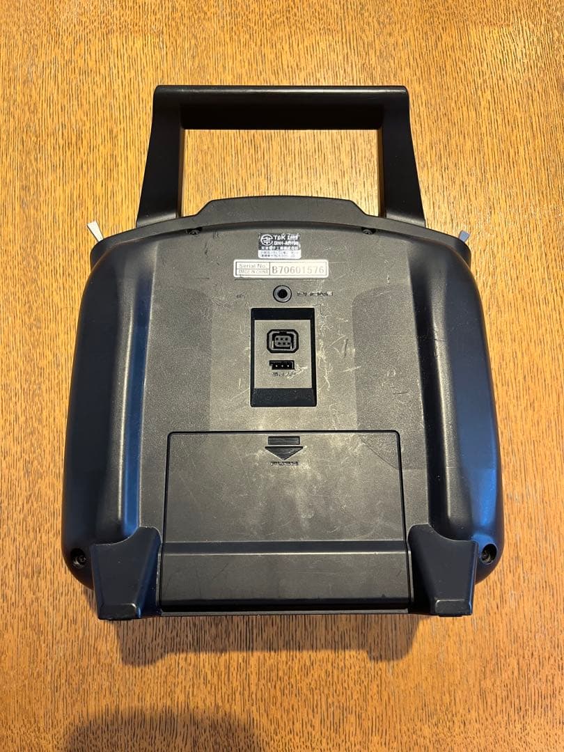 Futaba T6K-V2送信機 8チャンネル 受信機セット