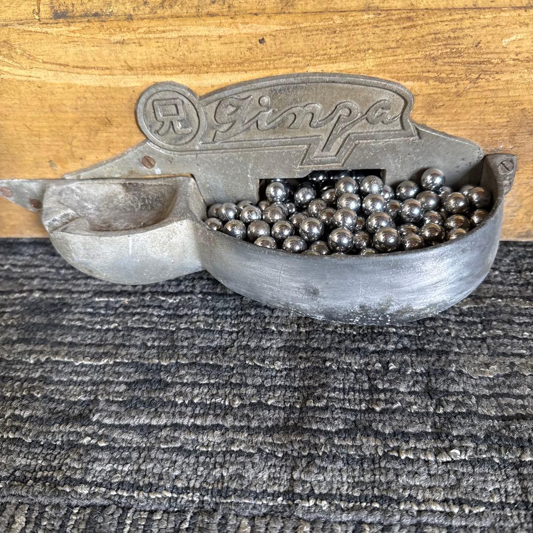 昭和レトロ　手打ちパチンコ台　ヴィンテージ