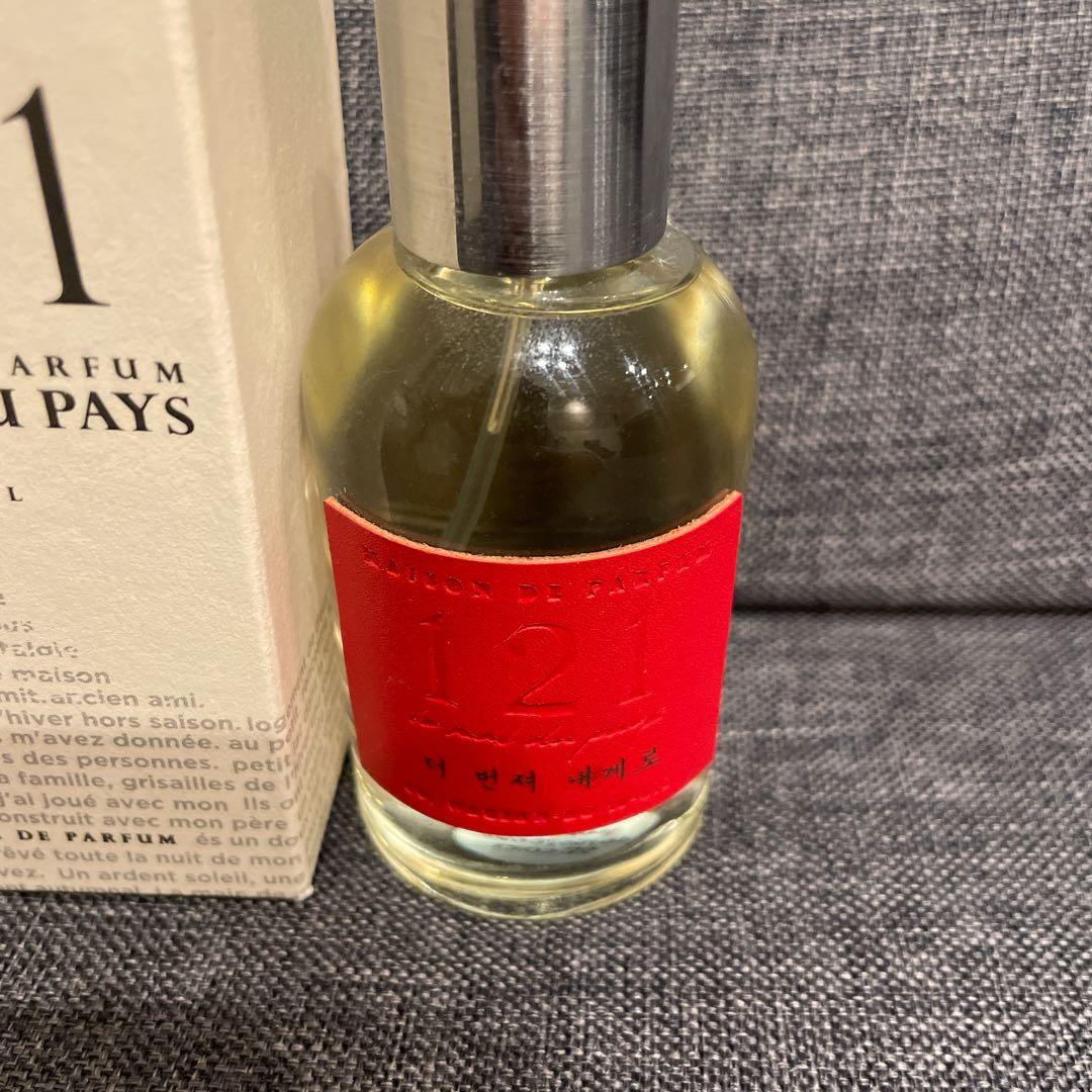 ASTRO サナ　ムンビン　香水　121 LE MAL DU PAYS