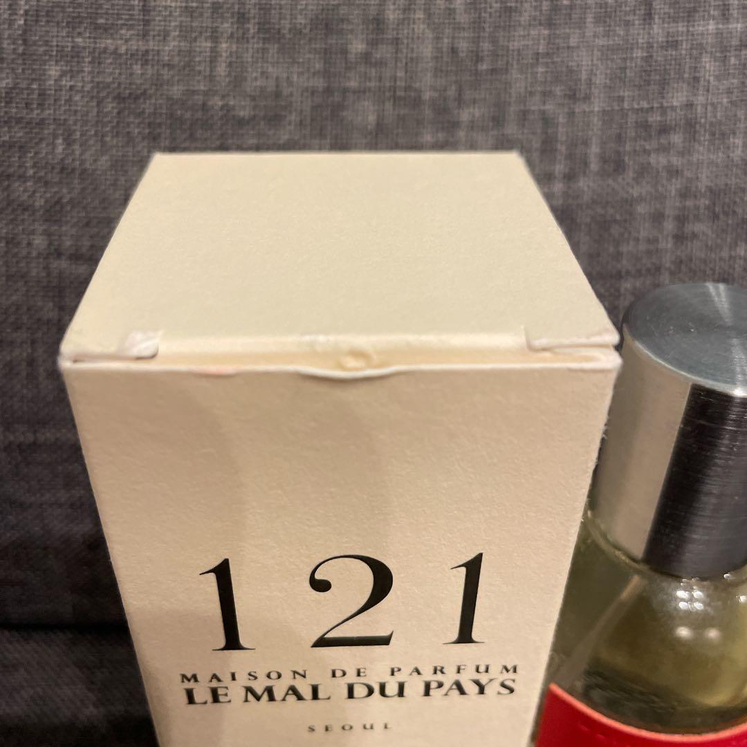 ASTRO サナ　ムンビン　香水　121 LE MAL DU PAYS