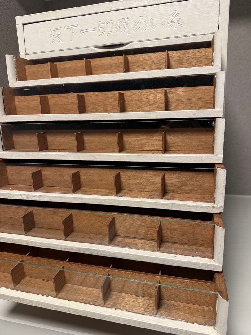 糸収納棚　木製　ガラス　アンティーク　古家具