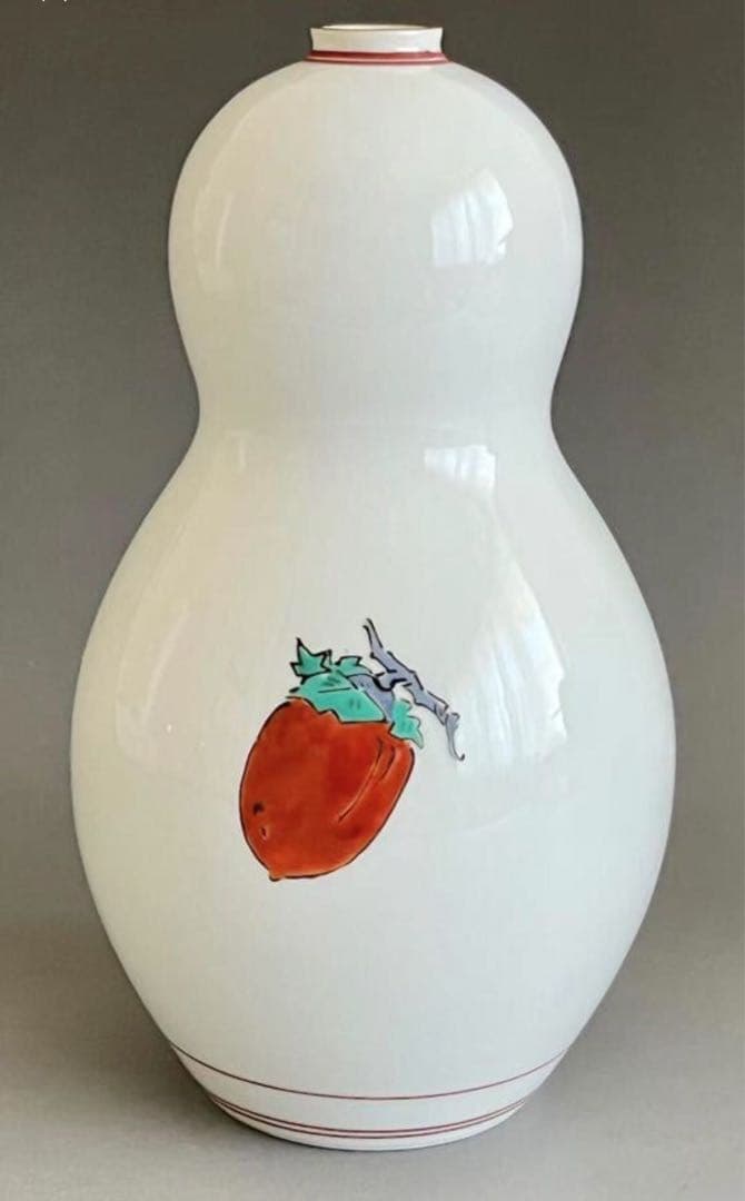 人間国宝十三代酒井田柿右衛門　濁手柿文　花瓶高さ約16 Cm共箱