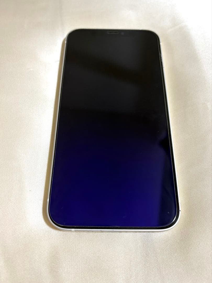 iPhone12 本体 64GB 本体 ホワイト 充電器付き