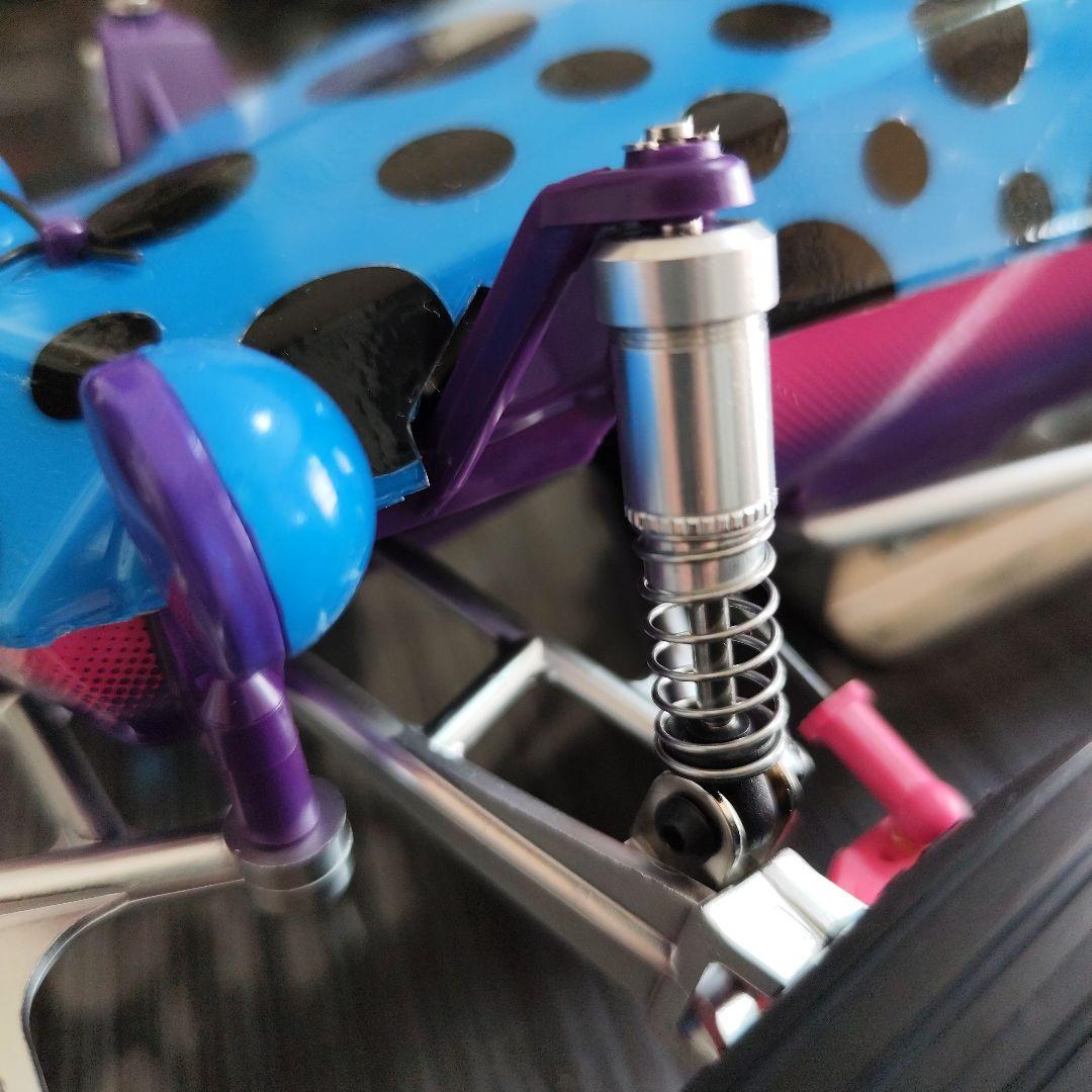 タミヤ 1/10JUNWATANABEバギーカー 青・紫・黒の水玉模様